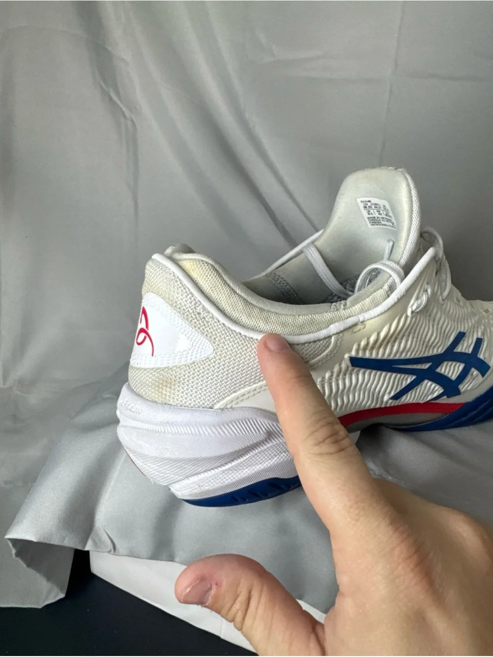 ASICS Court FF Novak Shoes Mens Size 10.5 White Mesh Tennis Sneakers 1041A480